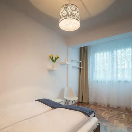 Comfort.chic.charming With Terrace Near Ndk Апартамент София