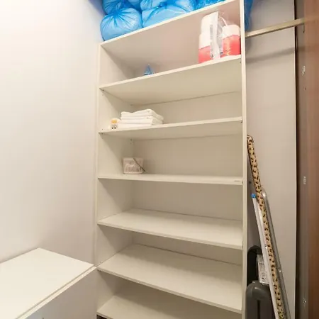 Apartman Comfort.chic.charming With Terrace Near Ndk