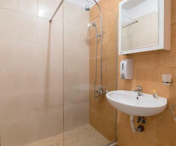 Comfort.chic.charming With Terrace Near Ndk アパート